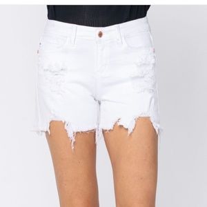 Judy Blue DESTROYED SHARK BITE HEM SHORTS